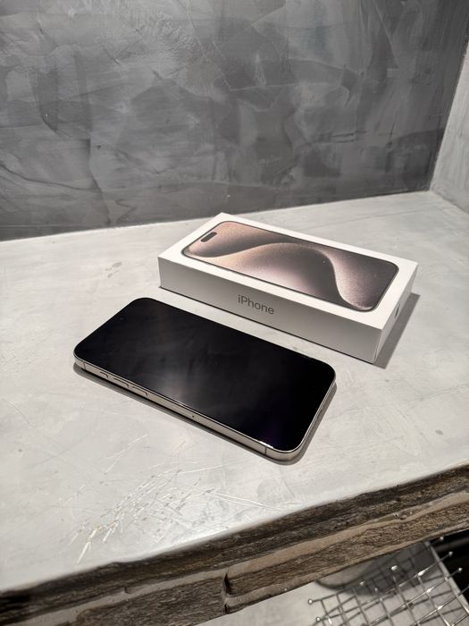 КАТО ЧИСТО НОВ Iphone 15 Pro Max 256 GB Natural