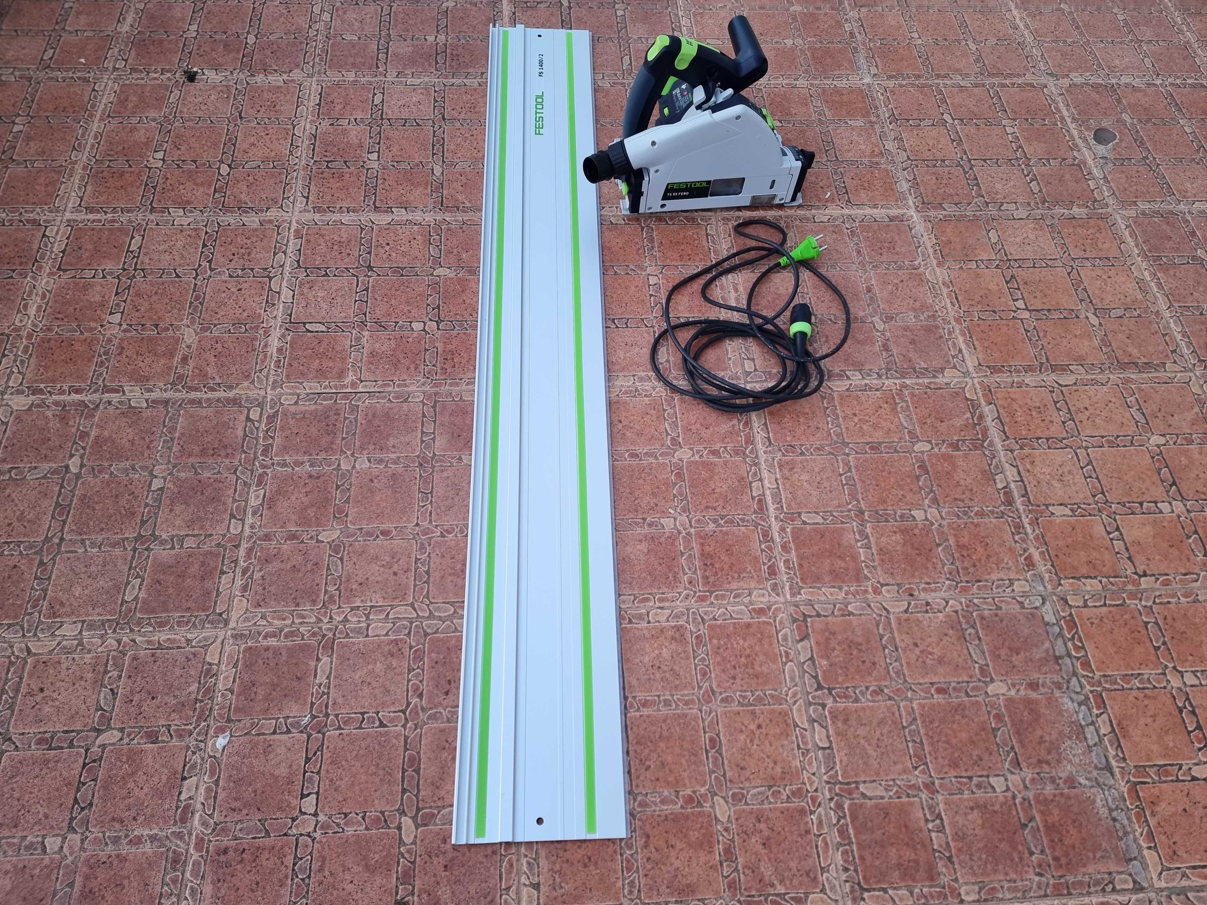 Festool TS 55 FEBQ  - потапящ циркуляр с шина