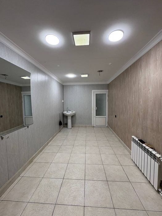 Продаётся готовый офис. Чиланзар-26 ориентир: Ширин. Пл: 109 м²