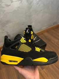 Air Jordan 4 Retro "Yellow Thunder"