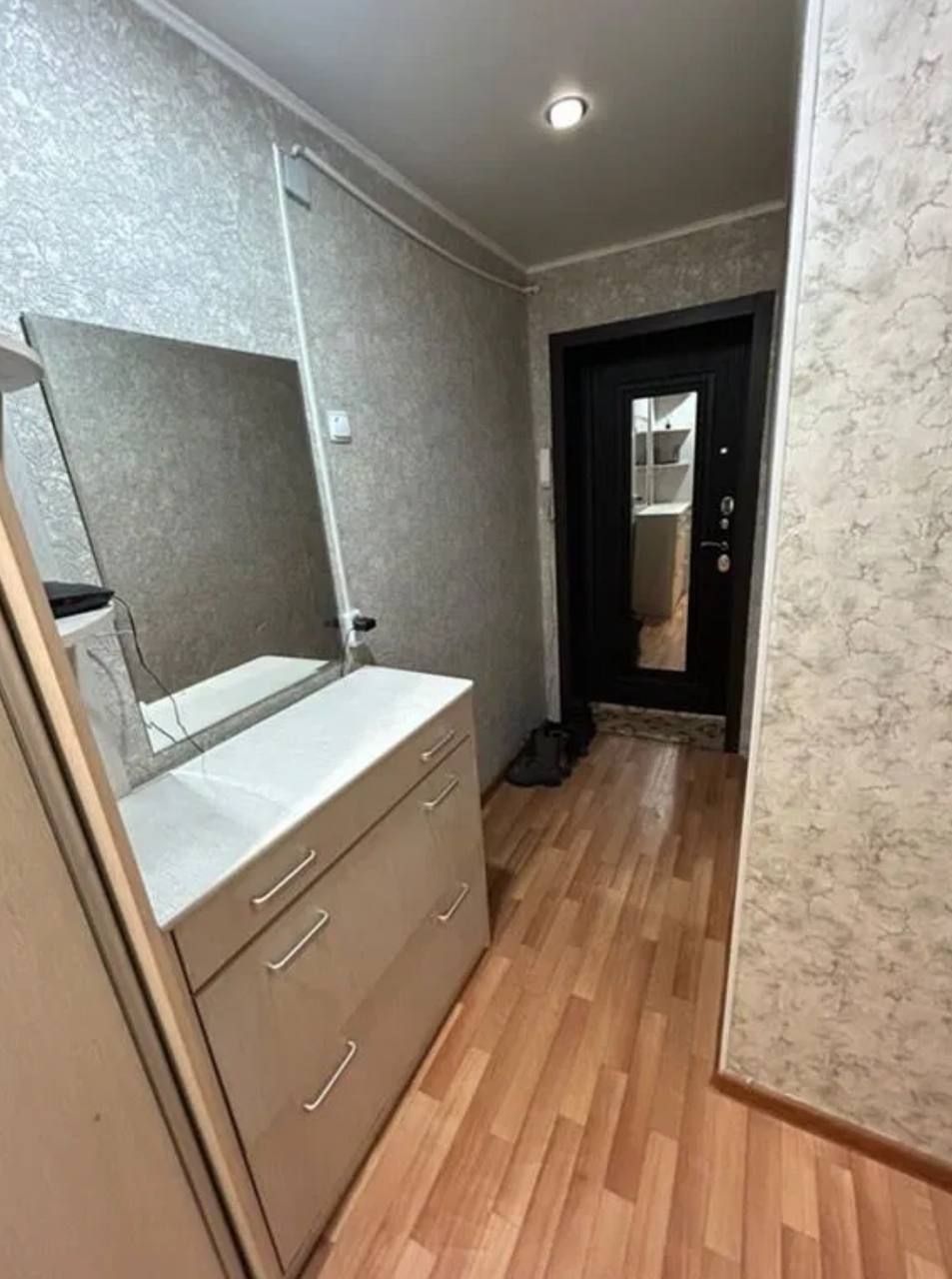 Сдается 2-ком квартира на Мирзо Улугбеке