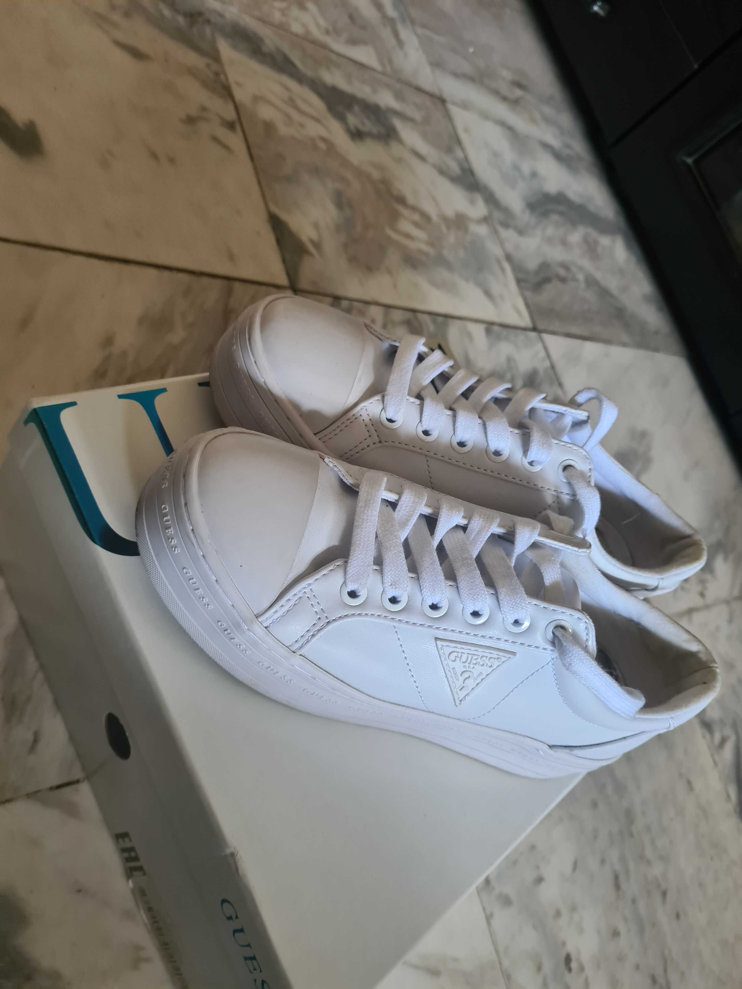 Guess 37 номер сникърси