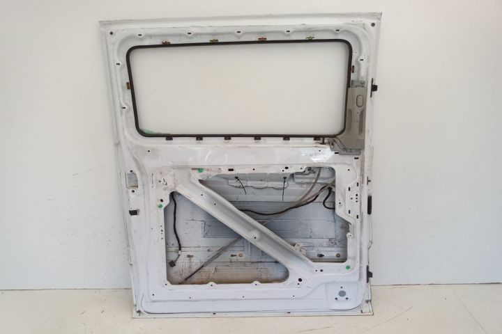 Usa Culisanta  stanga - Usa glisanta Mercedes-Benz Vito W639