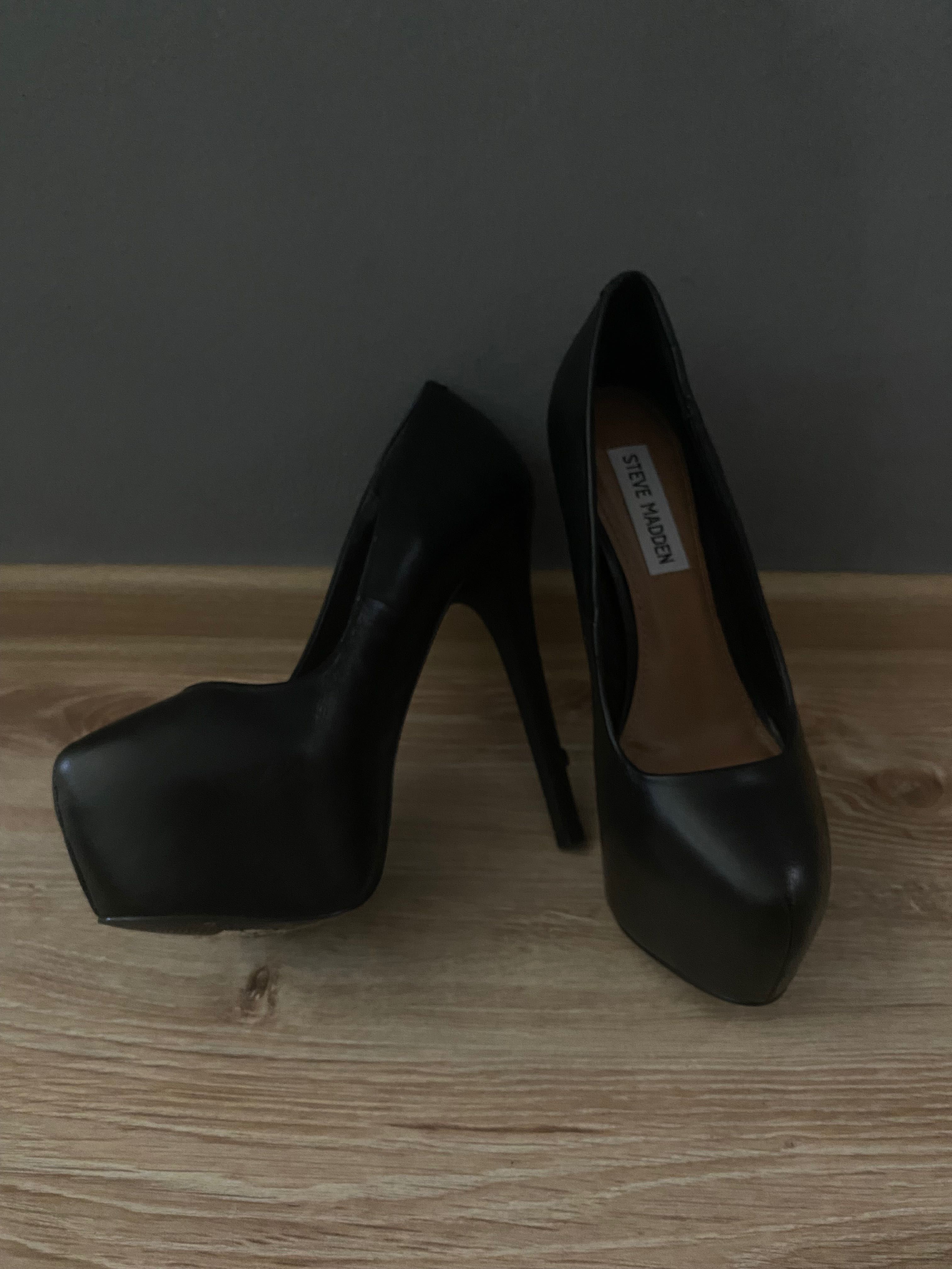 Steve Madden Черни токчета