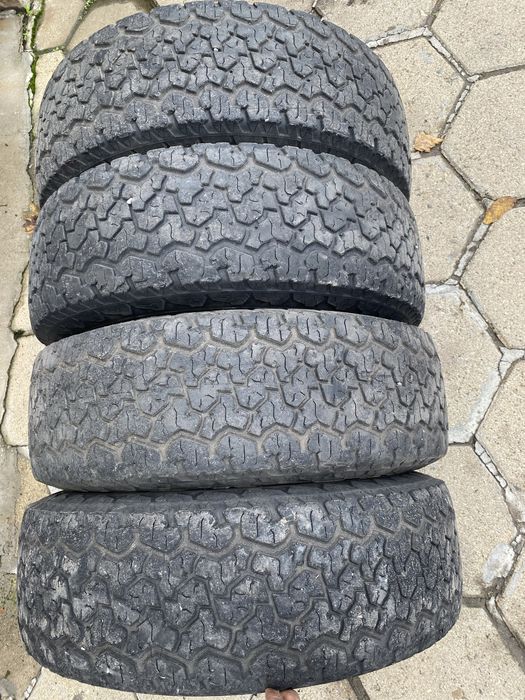 Гуми Maxxis Worm Drive A/T