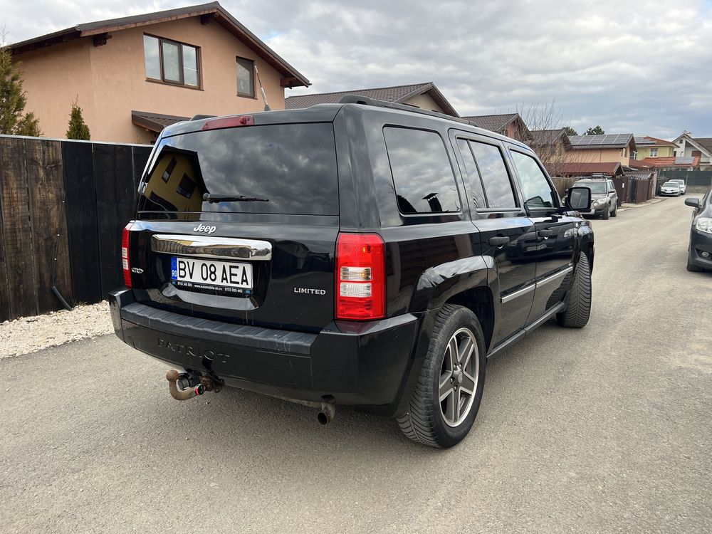 Jeep Patriot Limited- Full 4x4 la buton