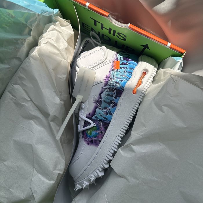 Nike Air Force 1 Mid x Off-White Grafitti