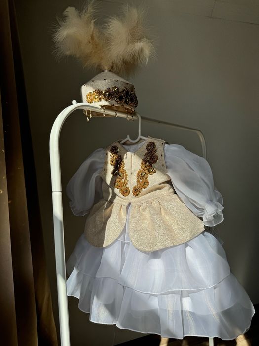 прокат детские платья на тусау кесер, тай тай дорожки, баннеры, костюм