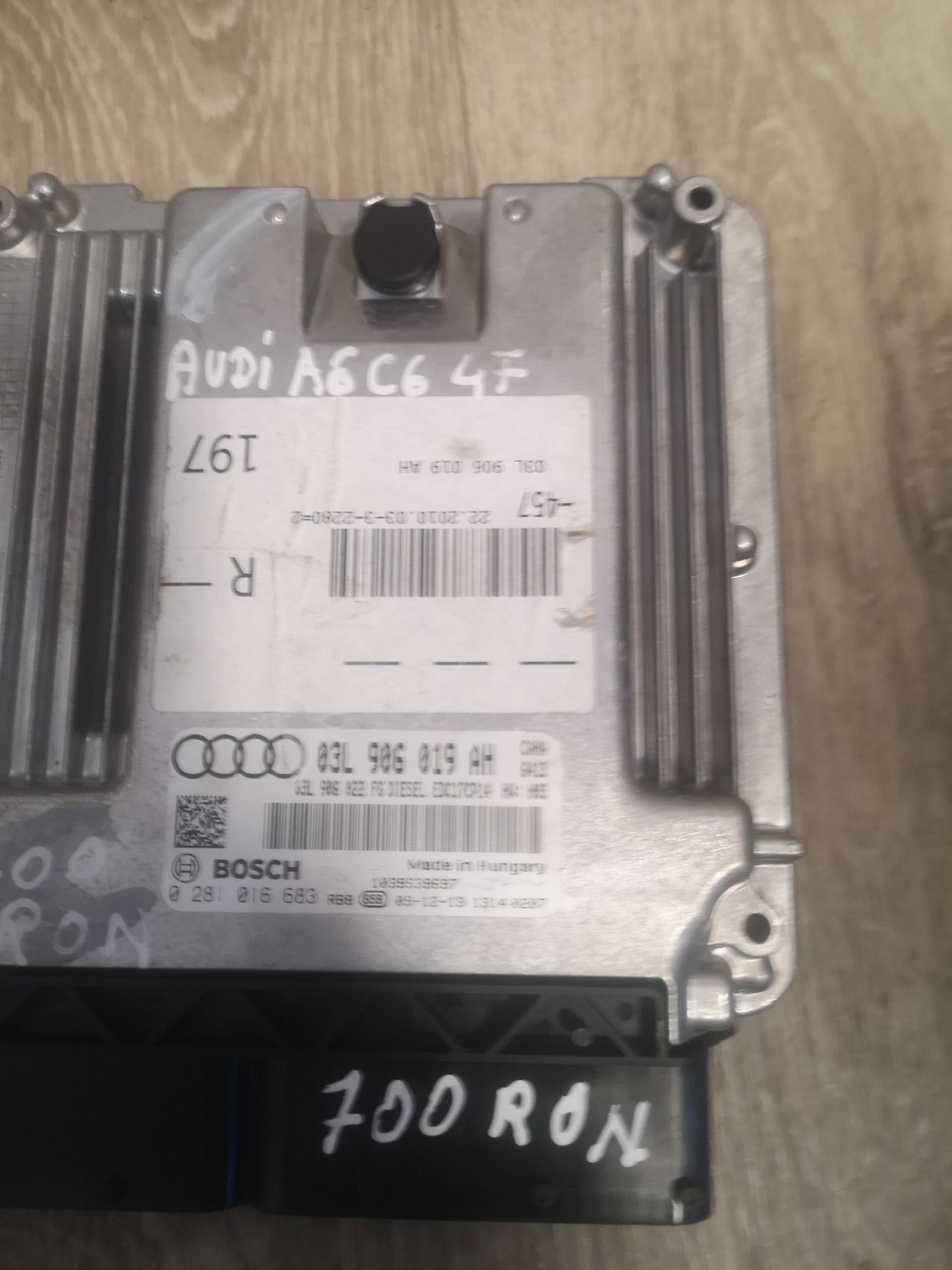 ECU Calculator motor Audi A6 2.0TDI 03L906019AH 0281016683 EDC17CP14