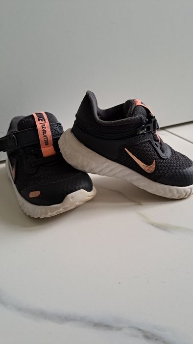 Детски обувки Nike Revolution, номер 21