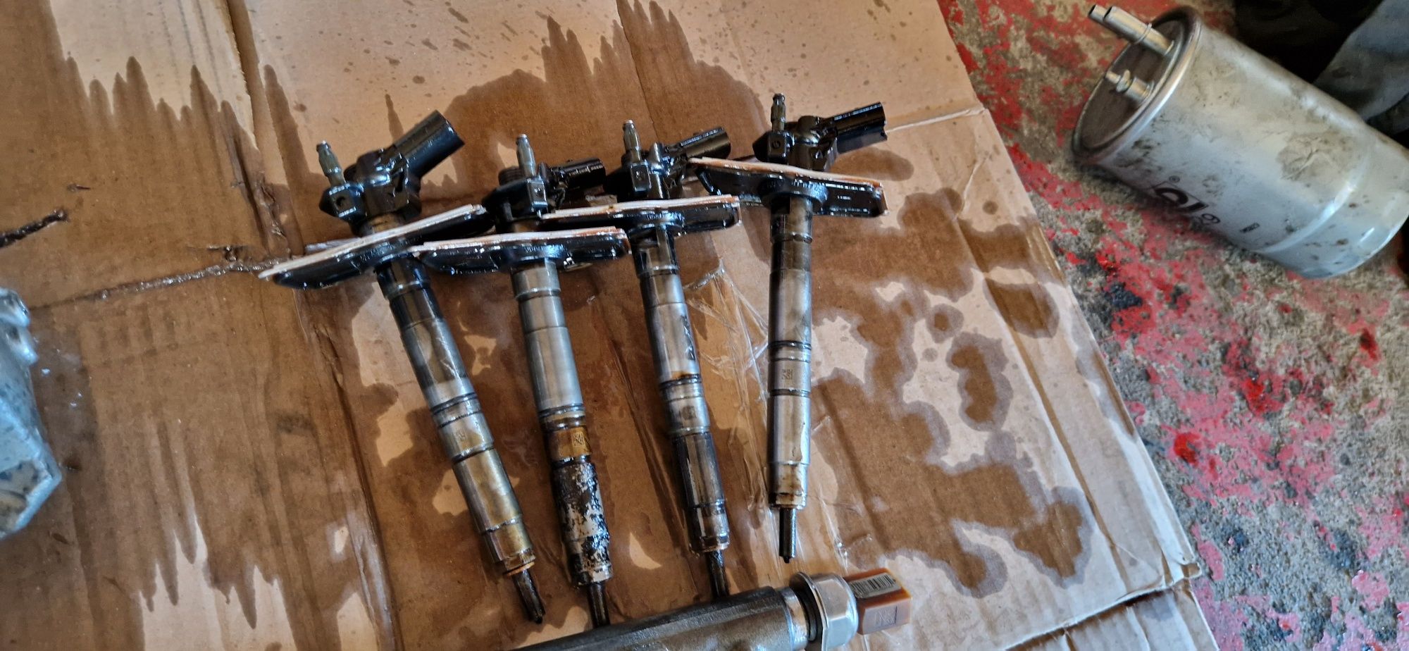 Vand injectoare golf,passat euro 5