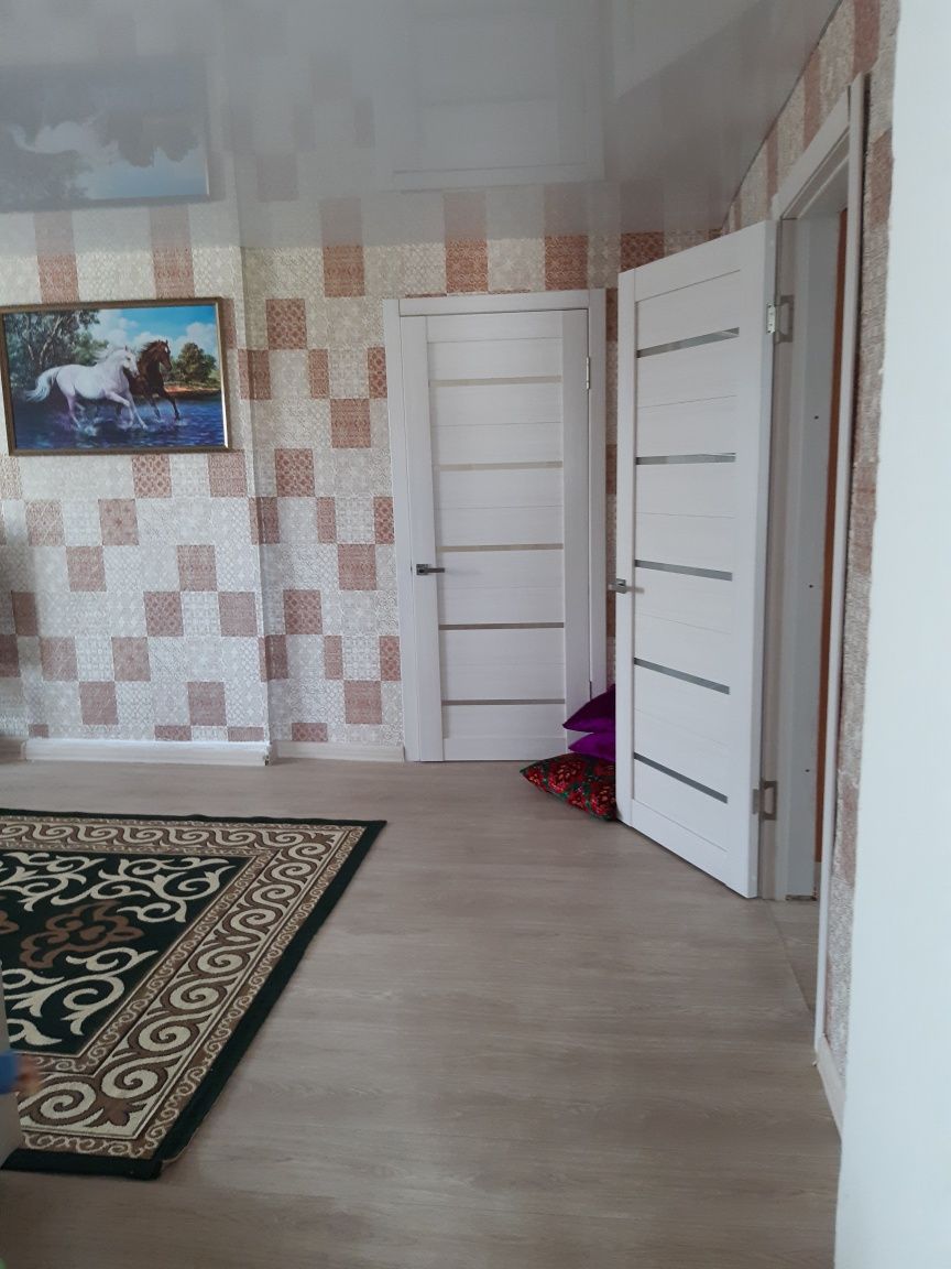 Продам 4-х ком кирпичный дом
