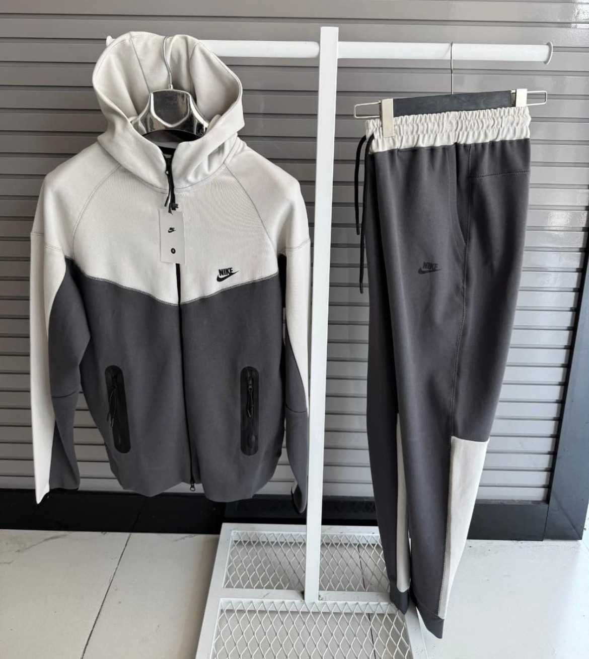 Nike Tech Fleece Мъжки Екипи - Премиум - Колекция 2025/26
