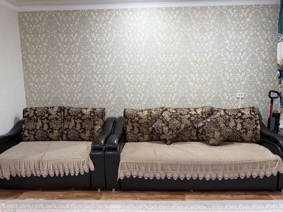 Продам диван с малым диваном