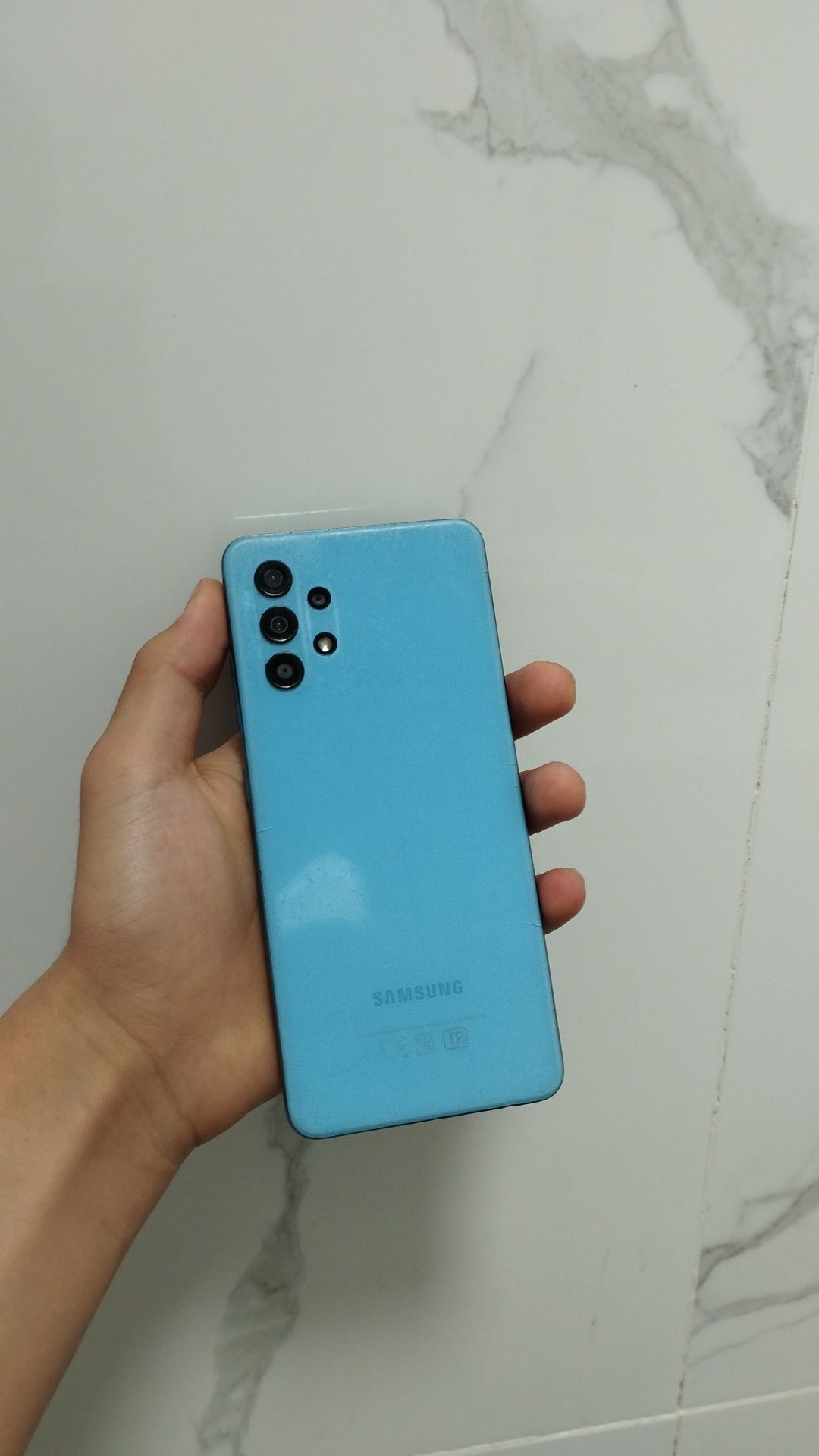 Samsung A32 Синего цвета