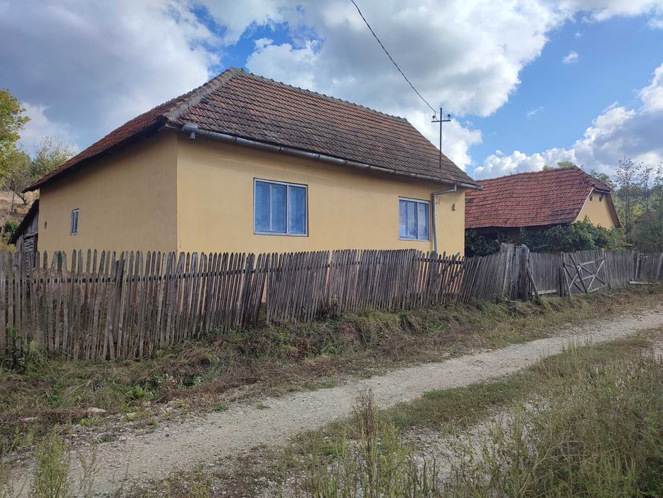 Casă de vânzare în Nadăș