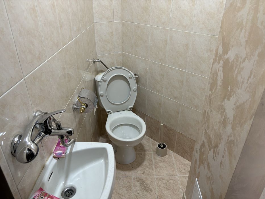 Тристаен апартамент в кв.Кючук Париж