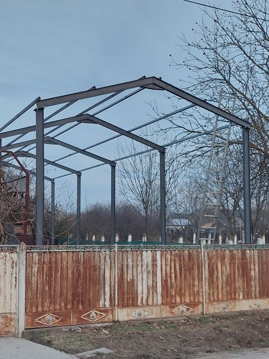 Vând hala metalica 6x10 din profil cu montaj și teava pe acoperis cu x