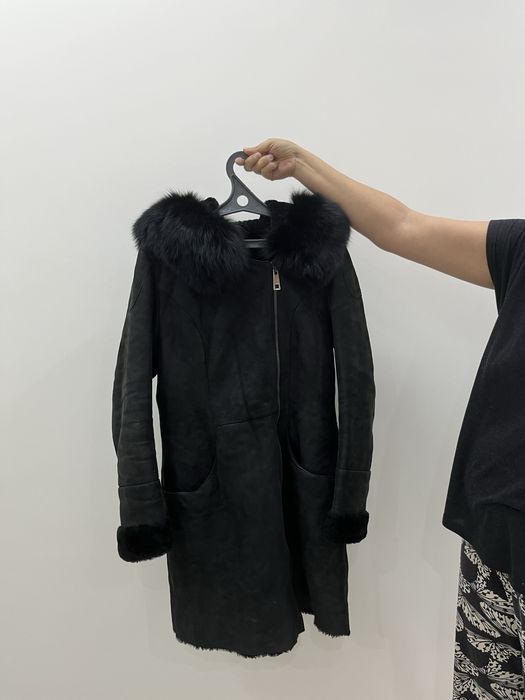 Продаю дубленку размер  XL черный лазерный