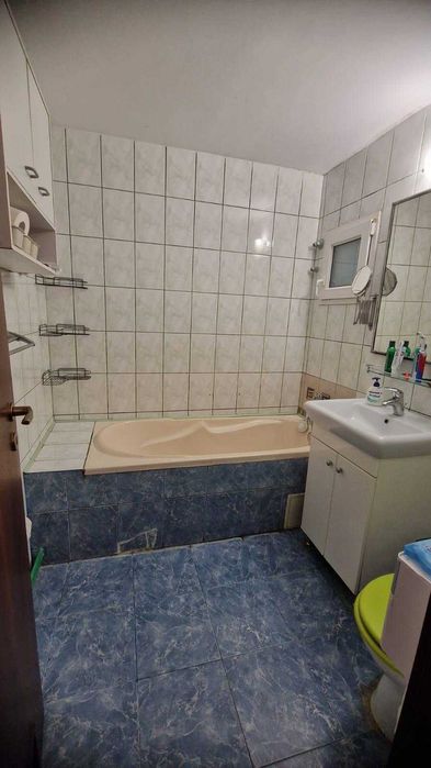 Apartament 3 camere in zona Lacul Tei langa parc ideal pentru familie