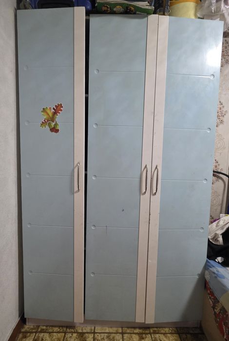 СРОЧНО! Продам шкаф и кравать