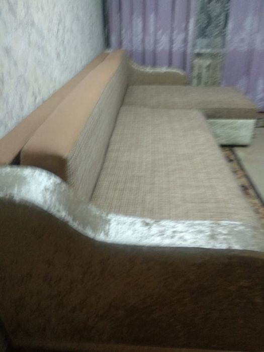 Продам диван в хорошем состоянии