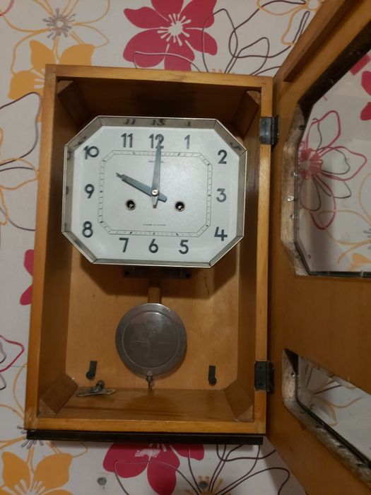 Часы 1958г антиквариат