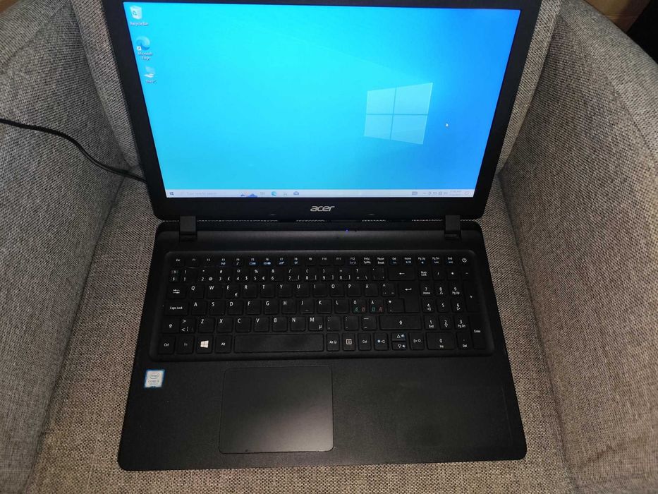 Acer ES15, I5 gen7, 8Gb DDR4, 240Gb SSD, baterie noua! Garantie!Schimb