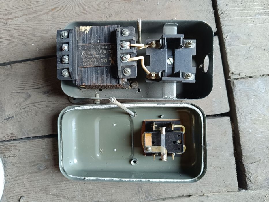 Продам трансформатор 220 В на 12 В