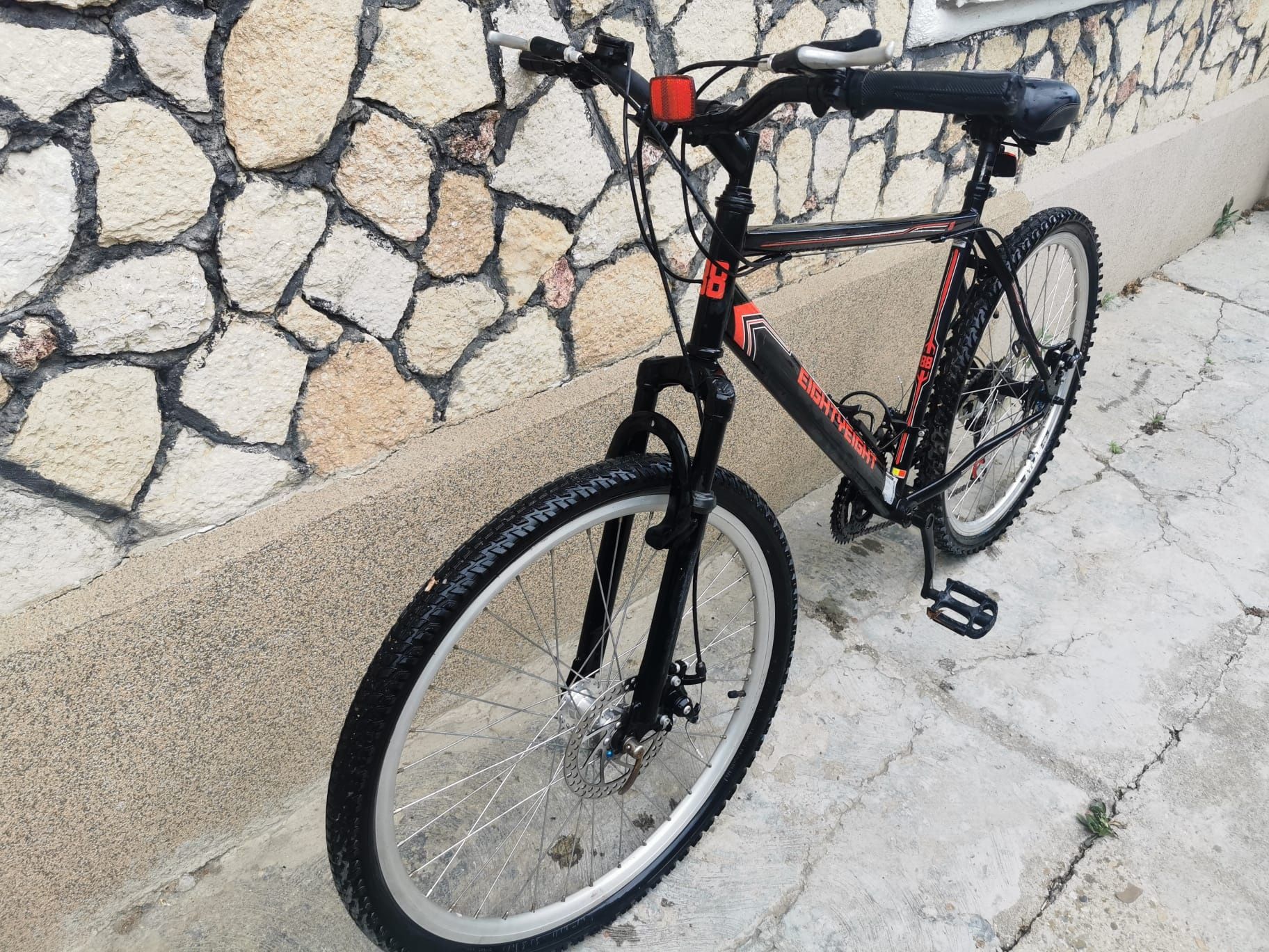 Vând bicicleta 26