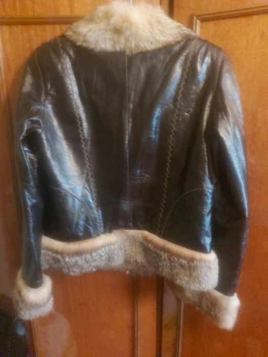 Яке от естествена кожа и естествен косъм