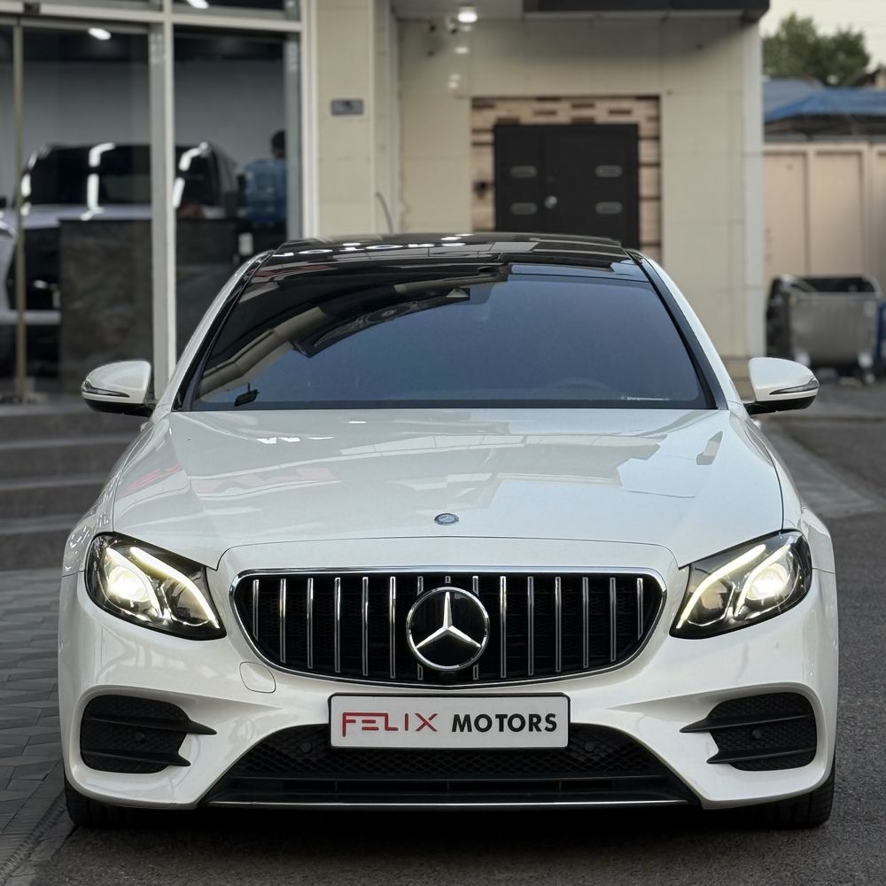 Mercedes Benz W213 E200