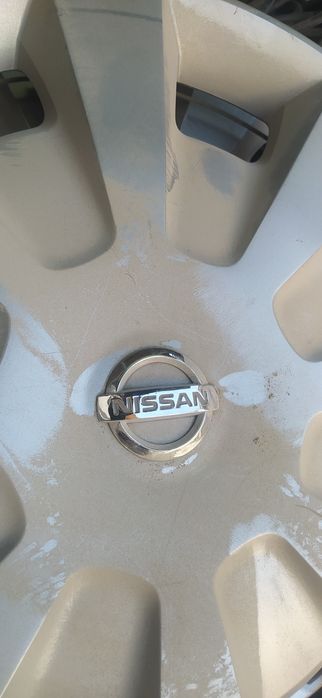Nissan R15 диск и калпаки