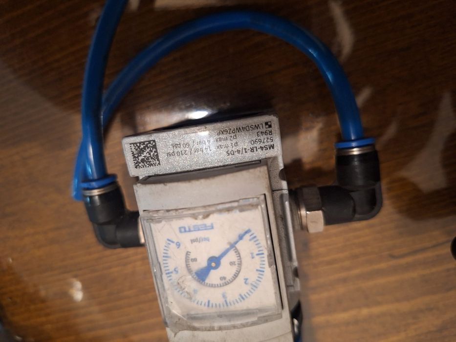 Distribuitor pneumatic aer valva omron robinet regulator presiune filt
