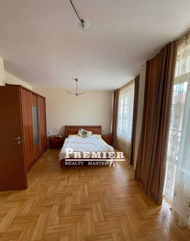 Продава се Къща в с. Лъка, Област Бургас - 550 кв.м за 764 €/кв.м - Снимка #20