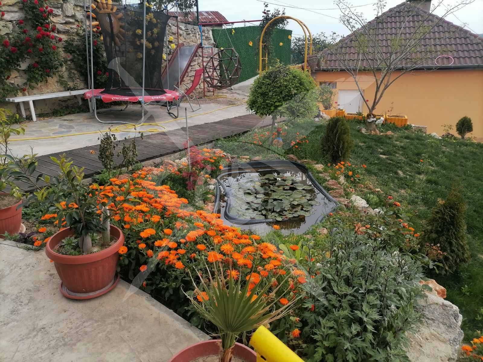 Страхотна Къща в кв. Левски - 80174