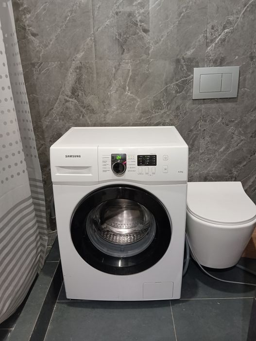 Продам стиральную машину самсунг
