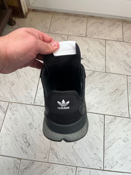 Доста запазени, без забележка