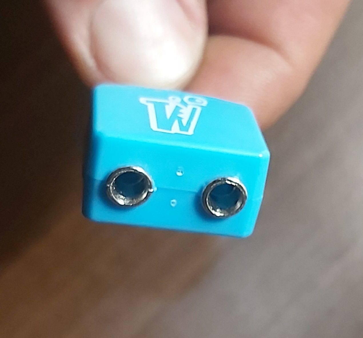 Vând 3 adaptori audio