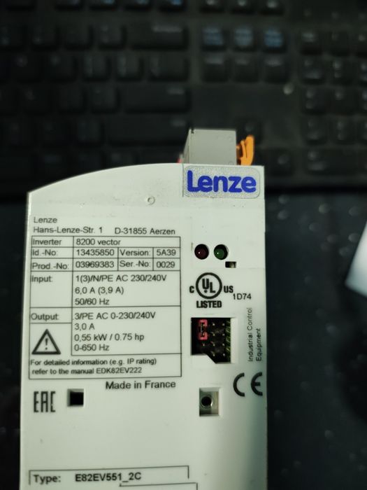 Convertizor lenze