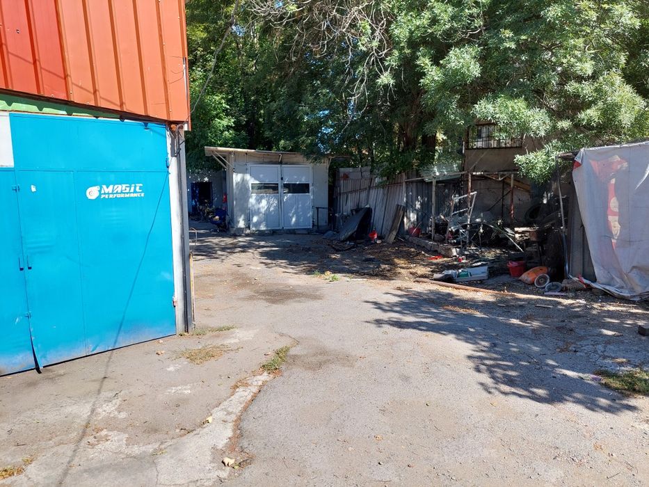 Давам под наем Автосервиз