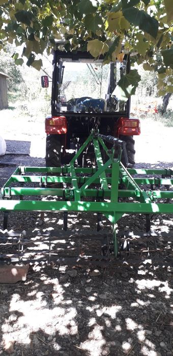 Vând tractor HD 504