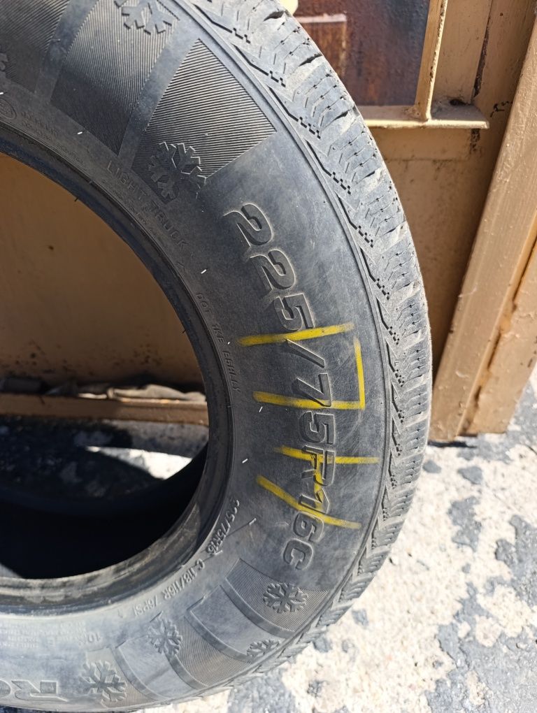Продаю зимние шины roadx 225/75/R16C