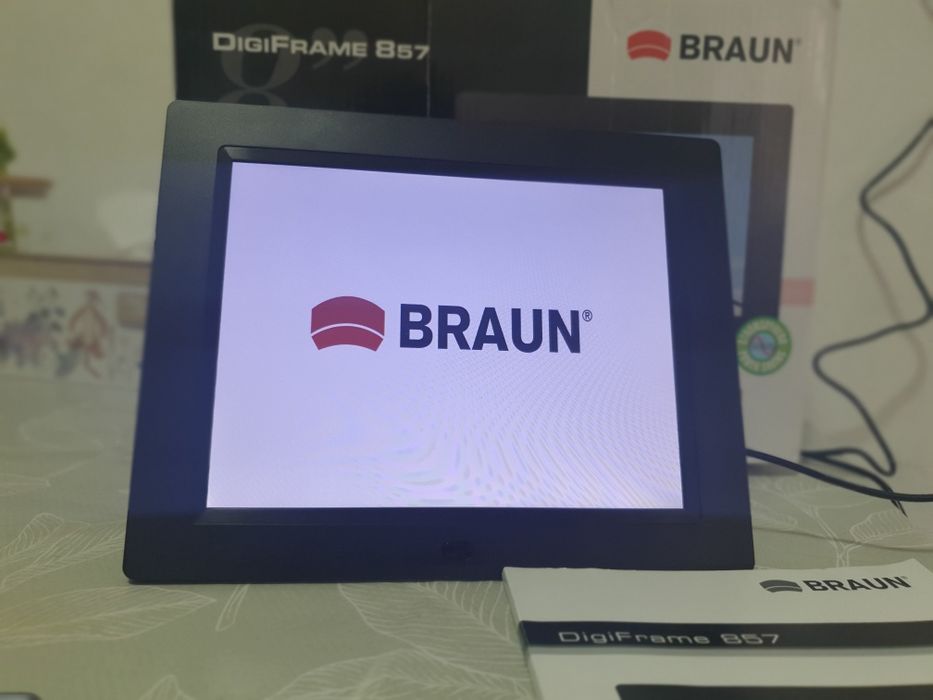 Rama foto digitală Braun DigiFrame 857, 8”, 1024×768, stare foarte bun