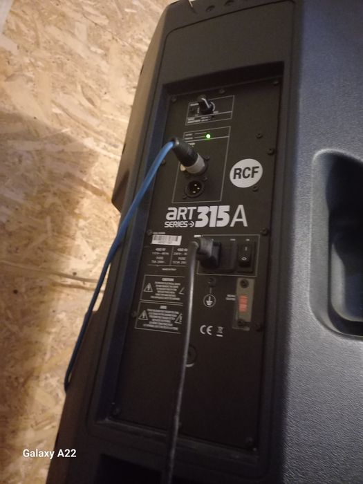 Boxa activa Rcf 15