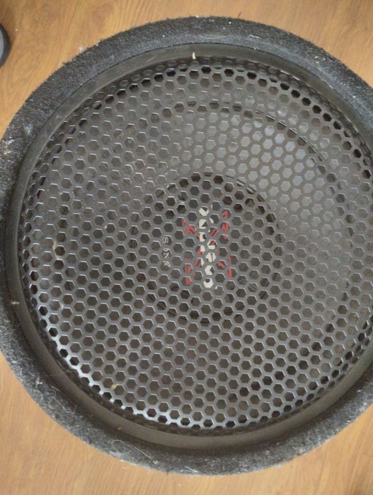 Субуфер Sony Exploit и Усилвател Blakpunt