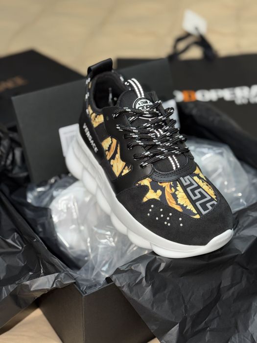 Vand Sneakers Versace chain reaction 38,noi cu etichetă,100% originali