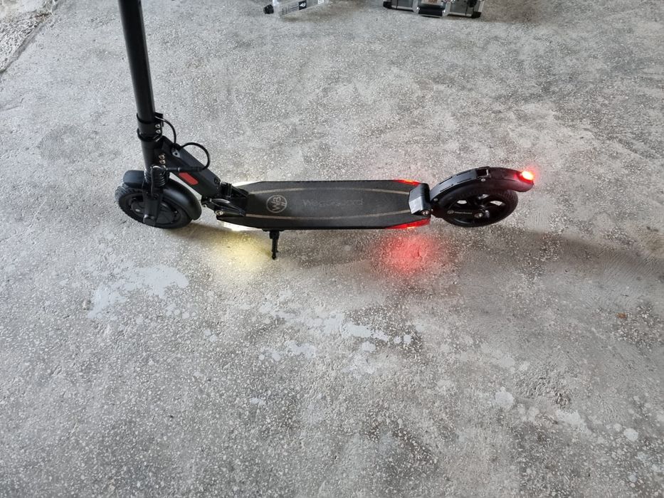 Trotinete electrice  25 - 45 km /h baterii,incărcătoare originale