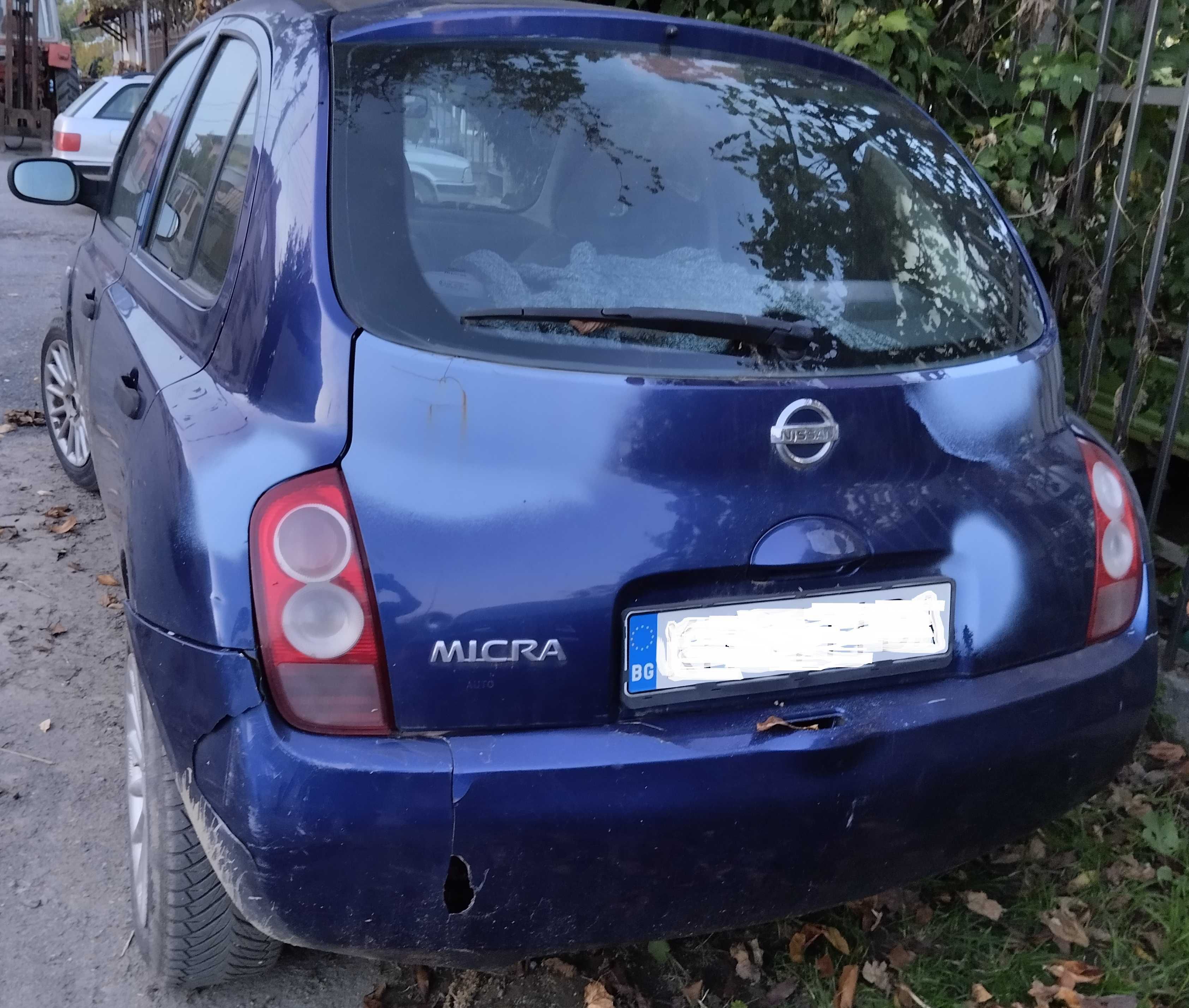 Продавам Нисан Микра 2003г. за части