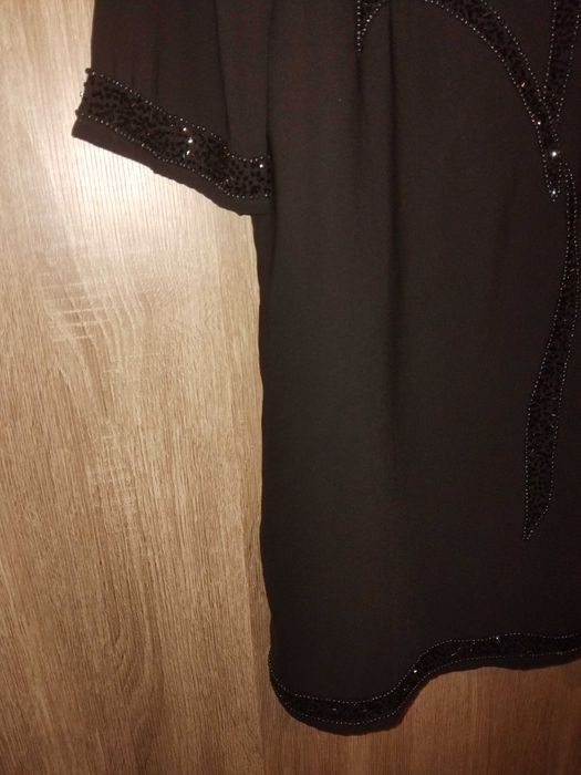 Шест рокли на страхотна цена